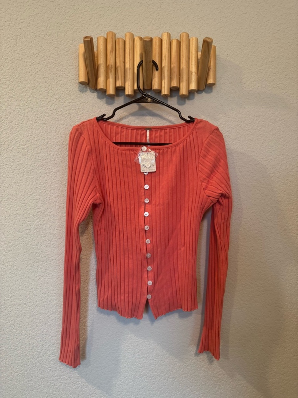 Free People Ribbed Button Front Top 🌺✨NWT - Picture 2 of 6